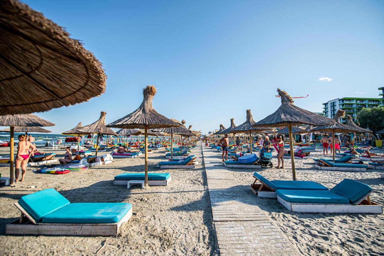 Apartment Katrina - Alezzi Beach - Sea View Năvodari Kültér fotó