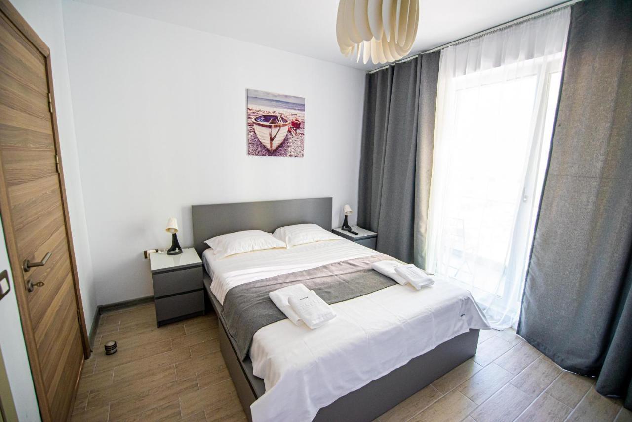 Apartment Katrina - Alezzi Beach - Sea View Năvodari Kültér fotó