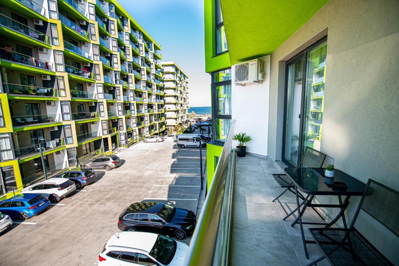 Apartment Katrina - Alezzi Beach - Sea View Năvodari Kültér fotó