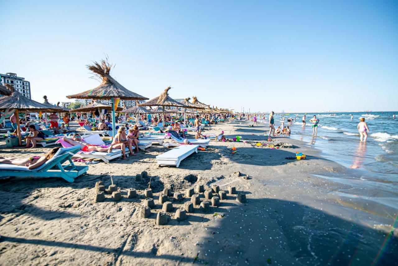 Apartment Katrina - Alezzi Beach - Sea View Năvodari Kültér fotó
