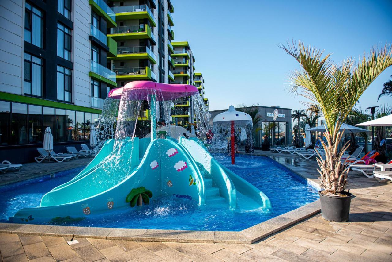 Apartment Katrina - Alezzi Beach - Sea View Năvodari Kültér fotó