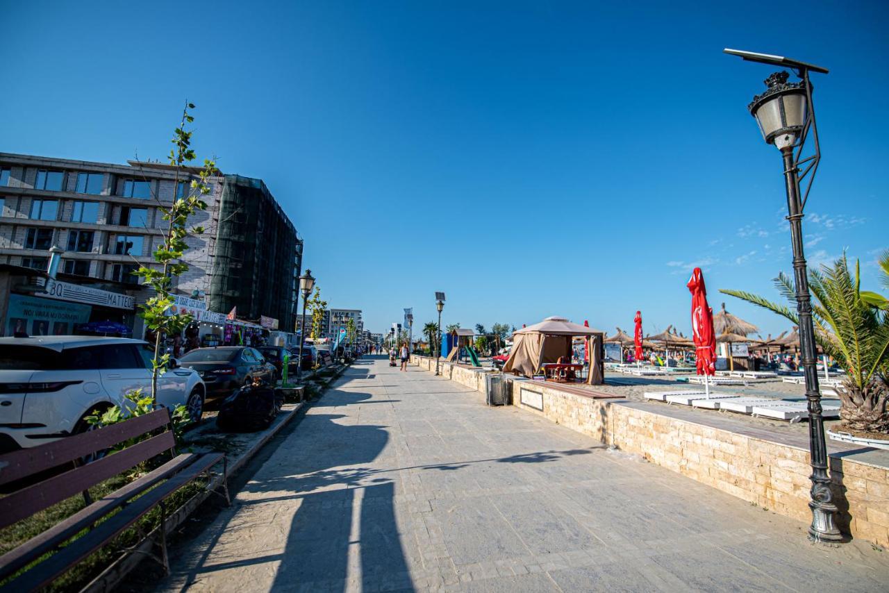 Apartment Katrina - Alezzi Beach - Sea View Năvodari Kültér fotó